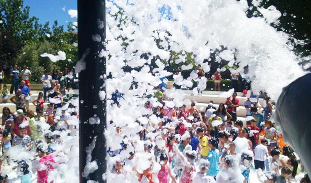 Más de 10 mil personas celebraron en Timbúes la Fiesta de la Espuma