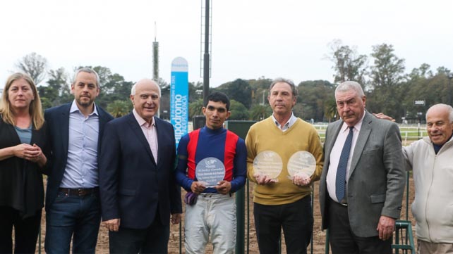 CARRERA DE TURF «PREMIO GOBERNADOR DE LA PROVINCIA»