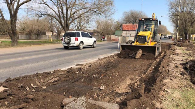 CONSTRUCCIÓN DE DÁRSENA Y SEMAFORIZACIÓN DEL CRUCE DE RUTA 9 Y CALLE BUENOS AIRES