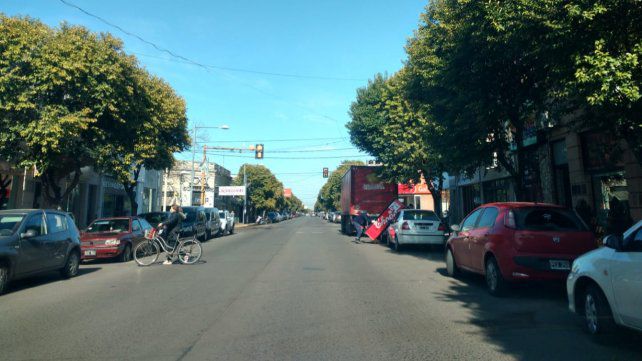 Comerciantes del sur santafesino resisten las restricciones del gobierno provincial