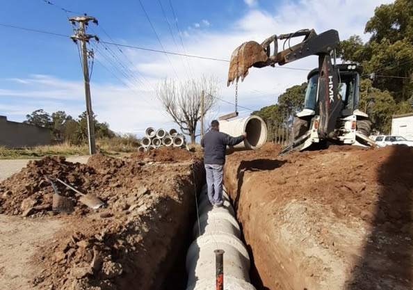 El Municipio avanza con una obra de saneamiento hídrico para Las Vegas y Las Baleares