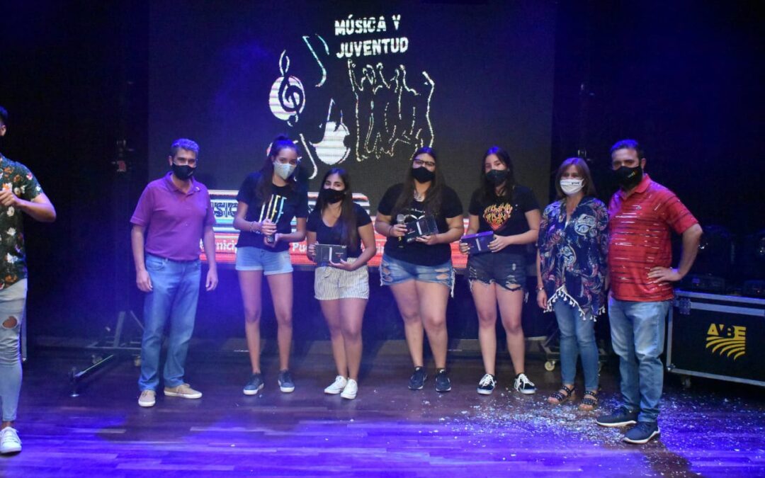 CON SORTEOS DE TABLETS Y SHOWS EN VIVO, PUERTO REALIZÓ UN EXITOSO EVENTO STREAMING DESTINADO A LOS JÓVENES ESTUDIANTES SECUNDARIOS