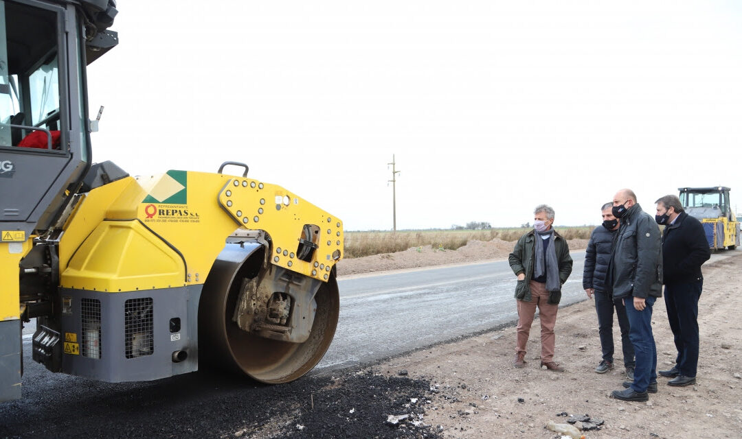 Perotti recorrió las obras en las rutas Provincial Nº 70 y Nacional Nº 34, en el departamento Castellanos