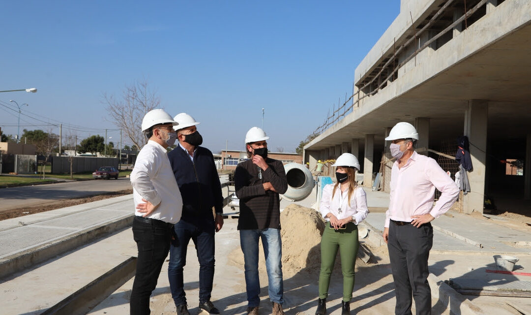 Perotti recorrió la obra del nuevo Hospital de Rafaela