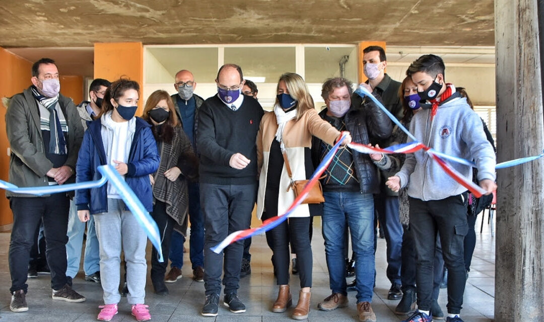 La ministra Cantero inauguró dos nuevos edificios escolares en el sur provincial