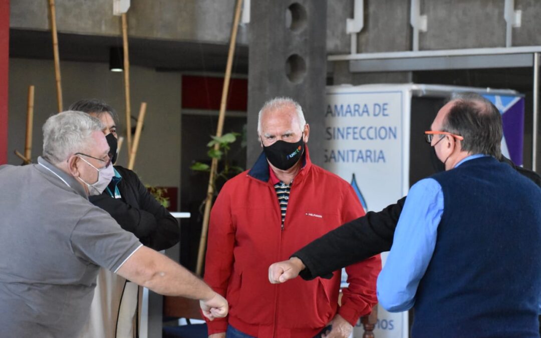 DE GRANDIS RECIBIÓ EN PUERTO AL JEFE DEL DISTRITO 7 DE VIALIDAD NACIONAL