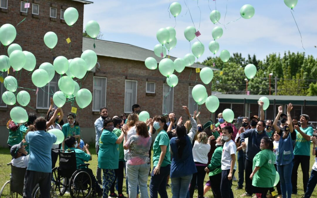 De Grandis participó del emotivo festejo por el 29° aniversario del Grupo Despertar
