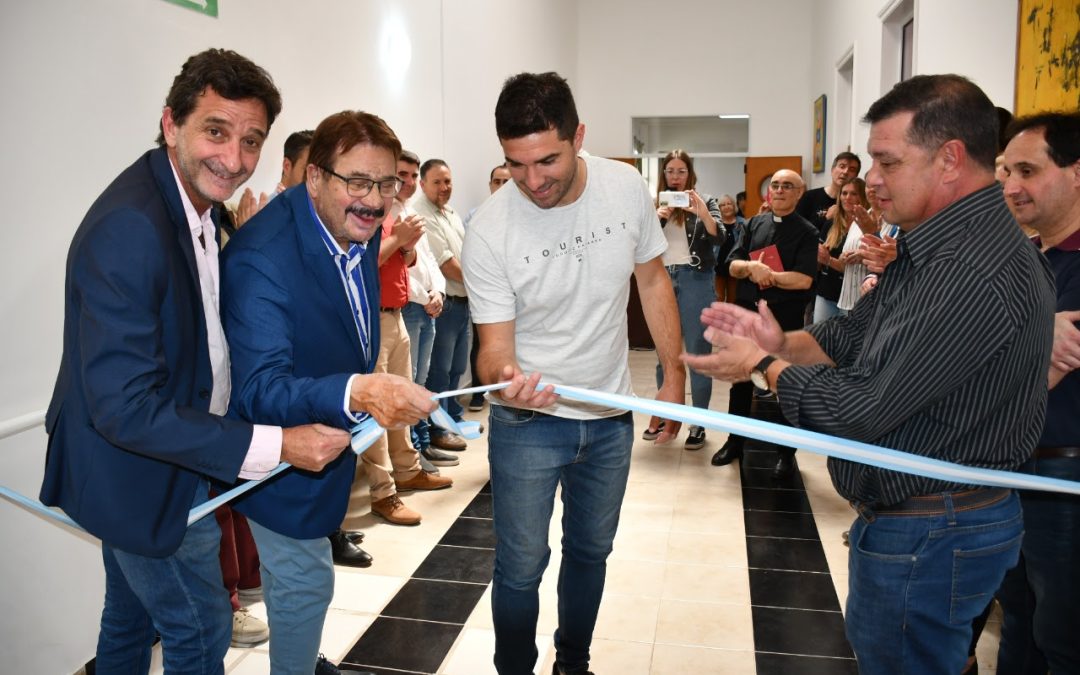 La provincia inauguró una nueva sala de pediatría en el hospital San Carlos de Casilda