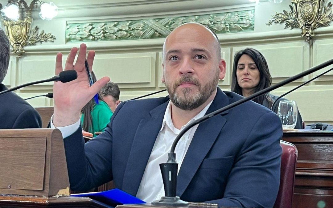 Basile: “trabajamos fuertemente para cambiar Santa Fe”