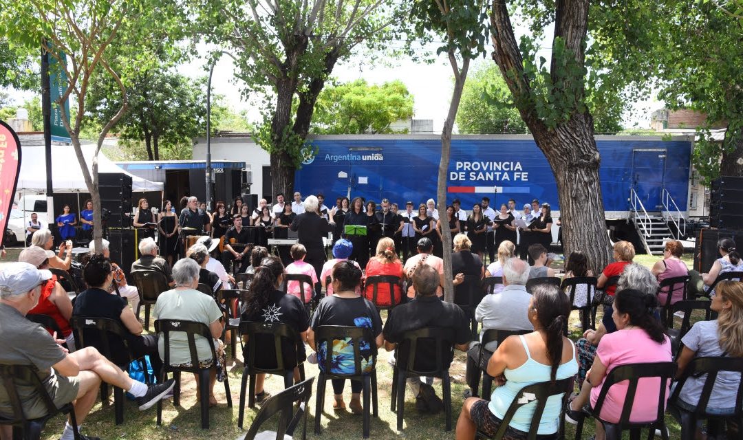     El Coro Polifónico Provincial interpretó la “Misa Criolla” en barrio Tablada de Rosario