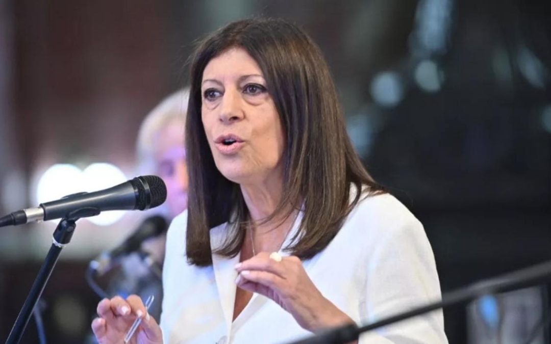 Clara García: “El gobernador debe convocar inmediatamente a todos los partidos a trabajar en la pacificación de Rosario”