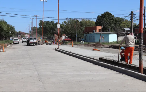 La pavimentación de la avenida Libertador de Villa Gobernador Gálvez llega a su fin