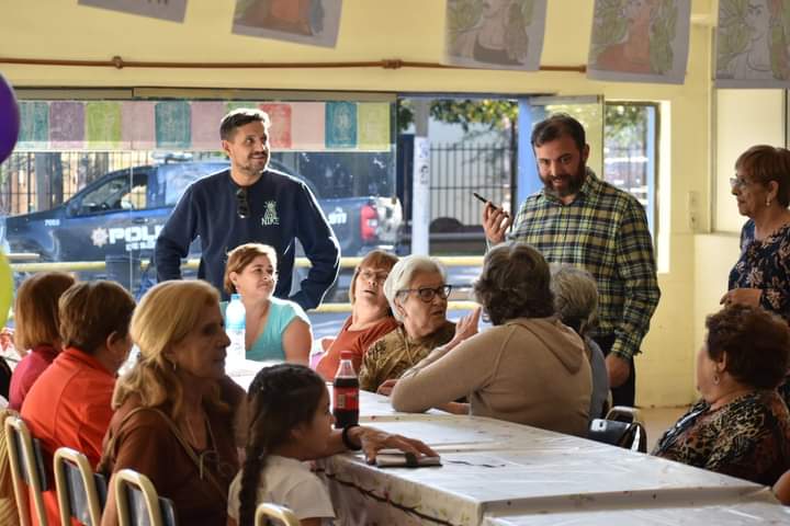 Los adultos mayores del «Taller de Estimulación Cognitiva» celebraron