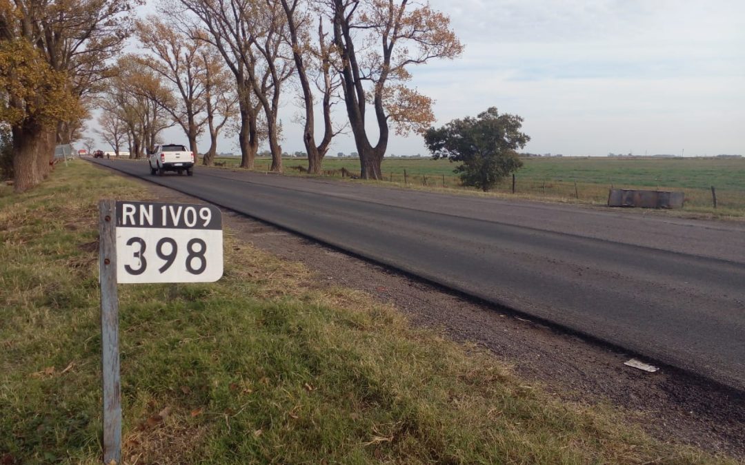 VIALIDAD NACIONAL REPAVIMENTA LA EX RUTA 9 ENTRE ARMSTRONG Y TORTUGAS