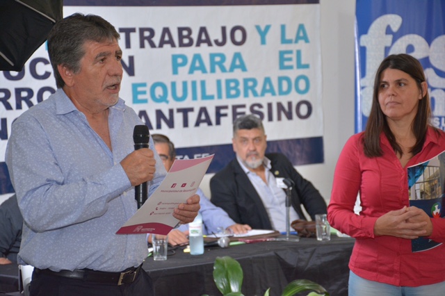 SE CONCRETÓ EL 2° FORO DEL TRABAJO Y LA PRODUCCIÓN PARA EL DESARROLLO EQUITATIVO DEL NORTE SANTAFESINO