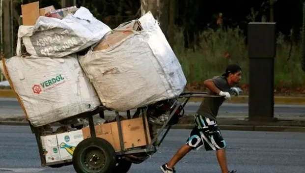 En el Día del Medioambiente Roldán lanzó un plan de economía circular