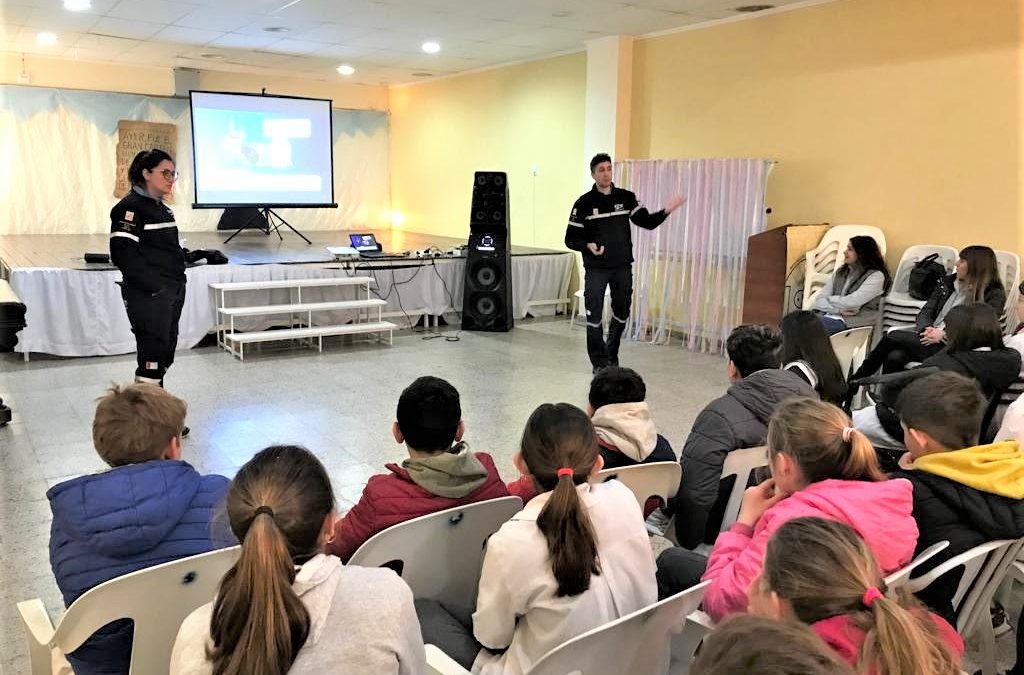 Energía para Educar: La EPE visitó escuelas de Cañada de Gómez, Bustinza y Villa Eloisa