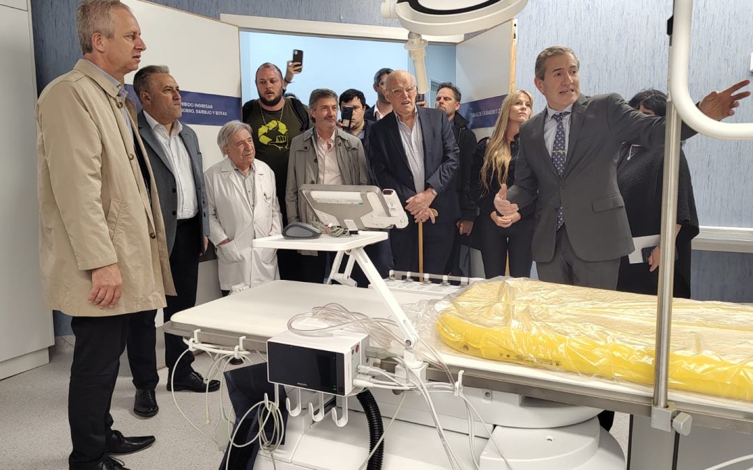 La provincia inauguró el segundo Angiografo digital en el Hospital Centenario