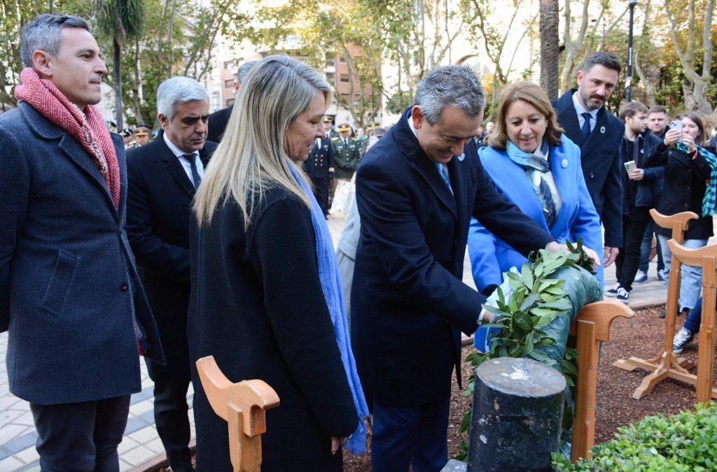 CONCEJALES Y CONCEJALAS PARTICIPARON DEL ACTO DEL 25 DE MAYO