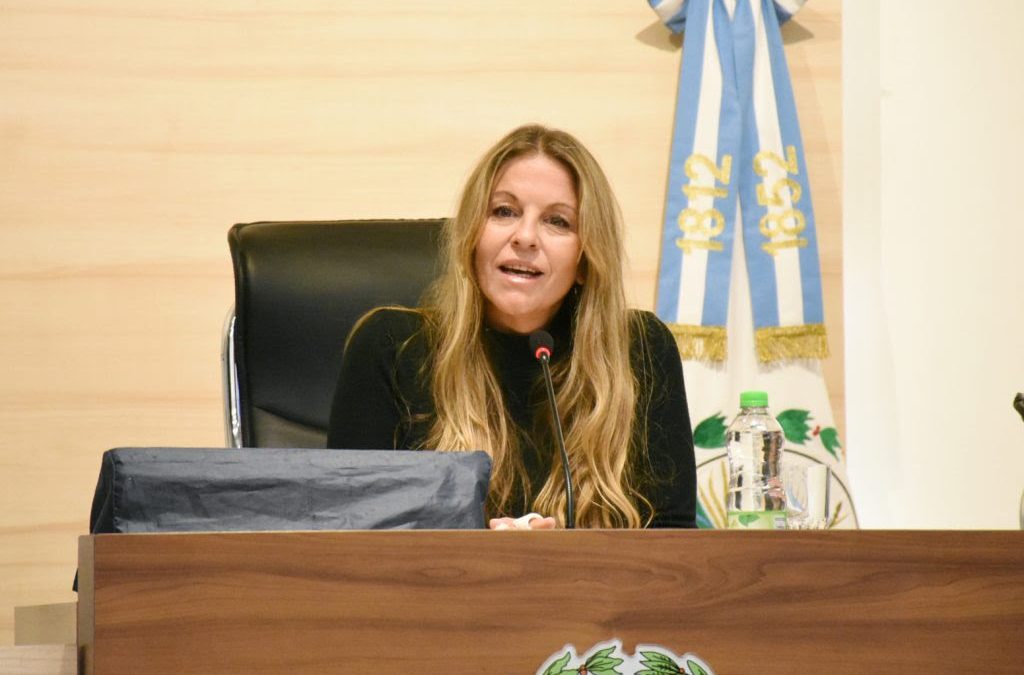 EL CONCEJO MUNICIPAL CONCIENTIZA SOBRE BULLYING