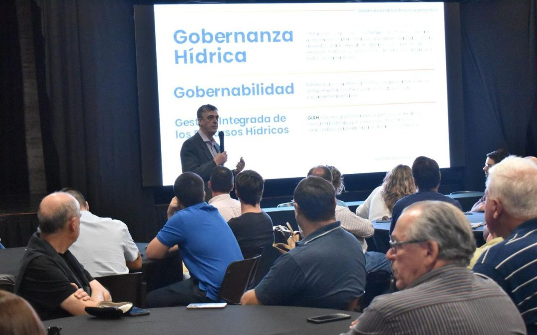 Gálvez: se llevó a cabo el tercer encuentro regional para construir el nuevo Plan Hídrico Provincial
