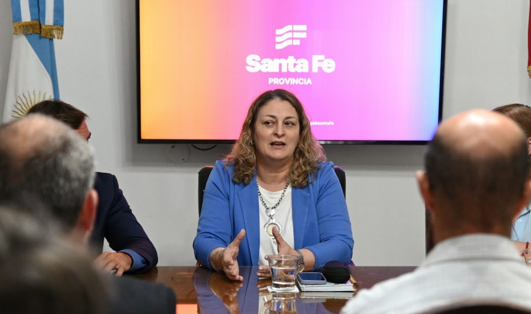 Provincia invertirá más de $300 millones para la conexión de fibra óptica de Centros de Salud