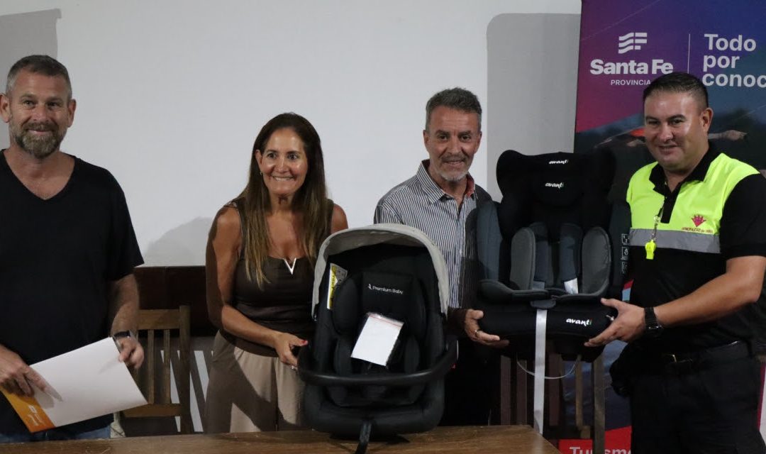 Operativo Verano: Provincia entrega sillas para el traslado seguro de niños