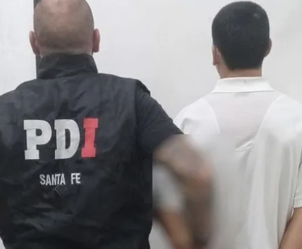 Por un llamado al 911 cae un sospechoso prófugo por un crimen en Granadero Baigorria