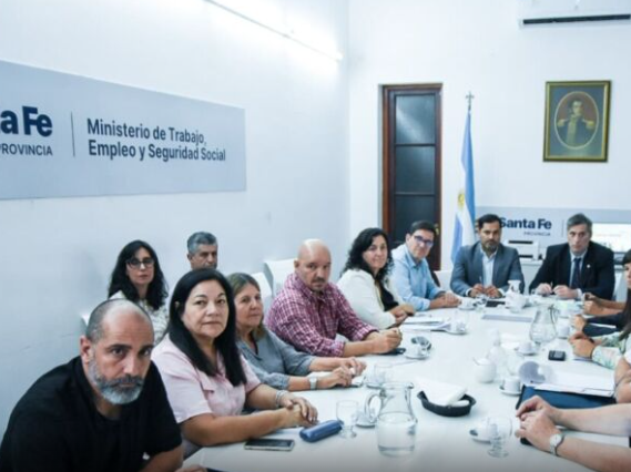 Pullaro ofreció un 5% de aumento escalonado a la docencia