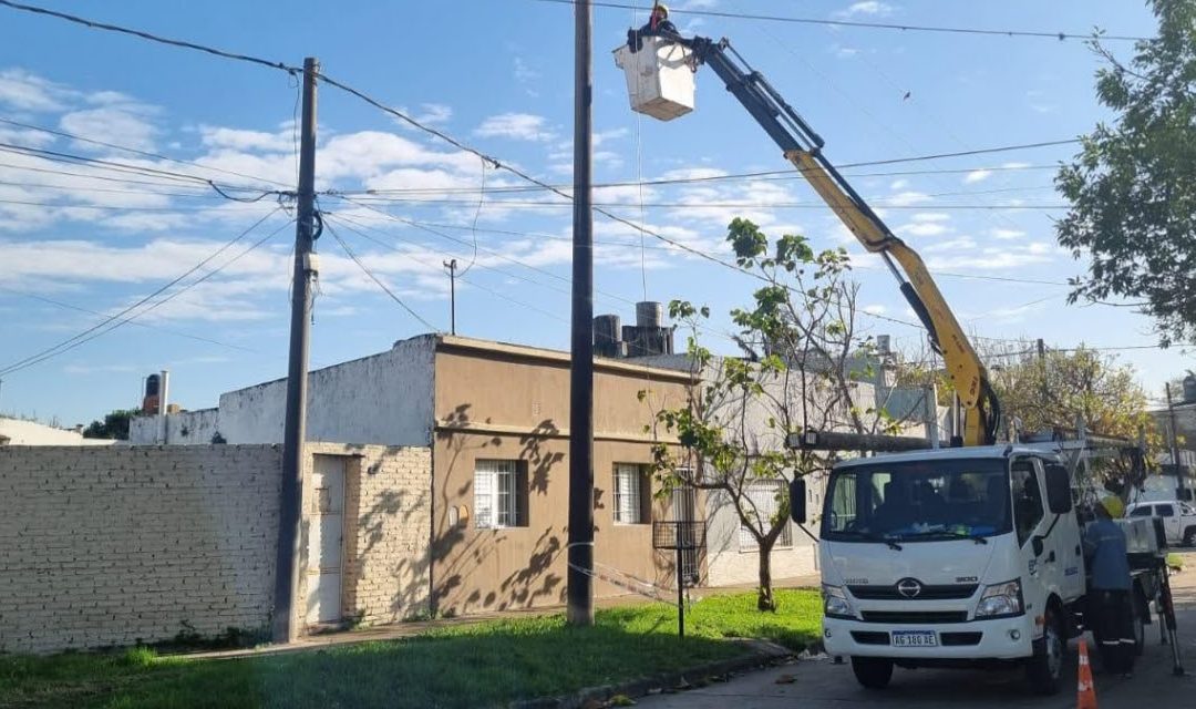 EPE trabaja para reponer el servicio en distintas zonas de la provincia afectadas por el intenso temporal
