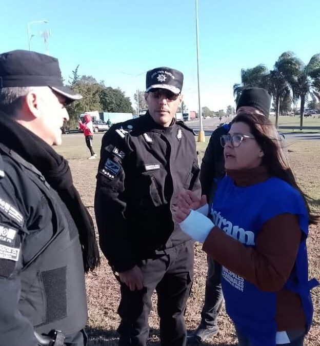 NO NOS DEJEMOS INTIMIDAR,  DEFENDAMOS NUESTROS DERECHOS.