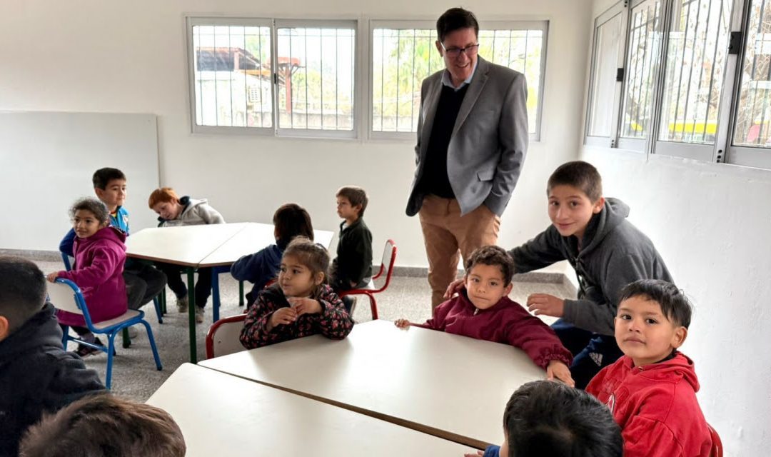 1000 Aulas: inauguran dos nuevos espacios en la escuela Victoriano Montes de Alto Verde