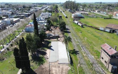 El Gobierno Provincial y la Comuna de Santa Teresa construyen el primer playón deportivo de la localidad