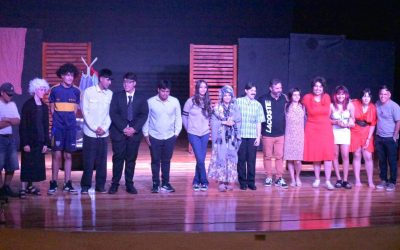El elenco intercolegial Kunta Pebracho presentó “Esperando la Carroza”