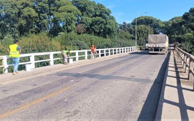 CONTINÚAN LOS ARREGLOS SOBRE RN 11 EN TIMBÚES