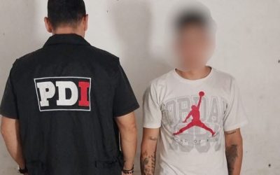 Rosario: dos detenidos y secuestro de droga y municiones en zona norte