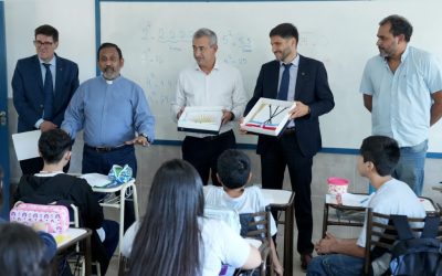 Pullaro recorrió mejoras en la escuela de las Hermanas Jordán en Empalme Graneros y anunció obras de urbanización