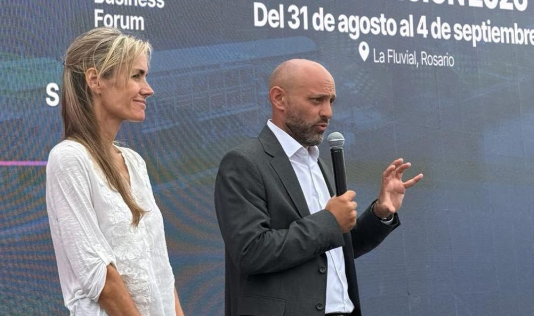 En Expoagro, Puccini lanzó el foro que conecta la provincia con el mundo